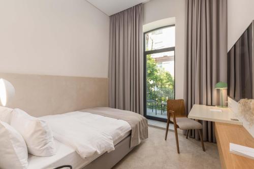 1 double bed