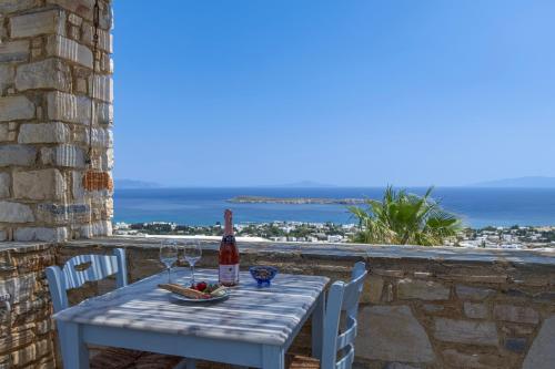  VILLA ROSSI Paros Luxury Apartments and Suites in Drios