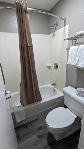 Motel 6-Nashua NH - South - image 6