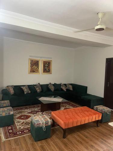 B&B Murree - Hill Breeze Luxury Apartment - Bed and Breakfast Murree