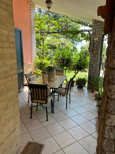 Kert, Villa Franca in Castelluccio Superiore