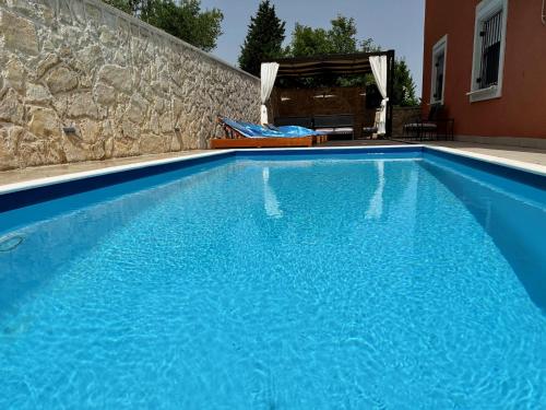 Duplex Apartment with Private Swimming Pool, Preko (fotografie 7)