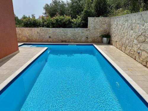 Duplex Apartment with Private Swimming Pool, Preko (fotografie 9)