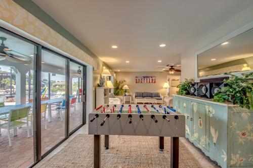 Villa Aarte by Roelens Vacations – Cape Coral, FL