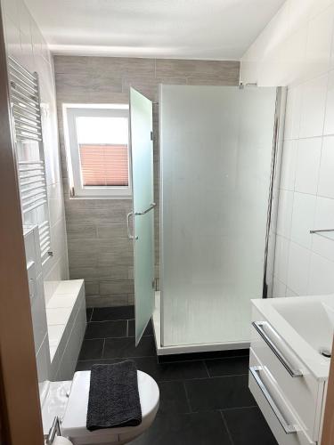 Ruhige Ferienwohnung-Gästezimmer Jacobi in Calden - image 11