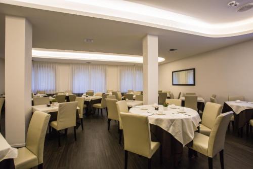 바/라운지, Hotel Cristallo in 카톨리카