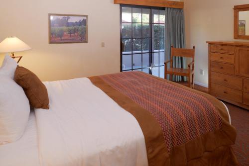 Riviera Oaks Resort & Racquet Club by Diamond Resorts