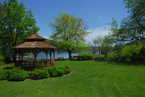 Villages of Wisp 13 Lakeview Court