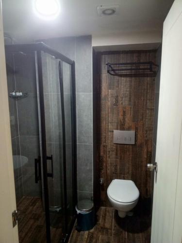 Quadruple Room image 2