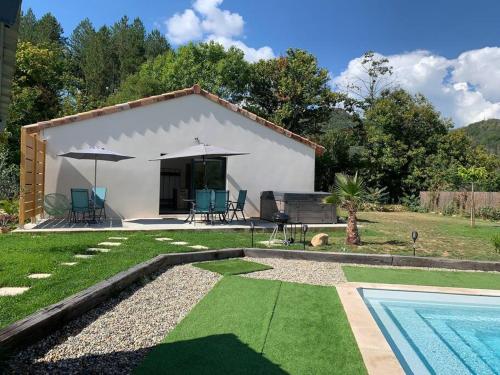 Villa La source & SPA in Pont-de-Labeaume