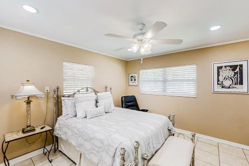 American Beach Bungalow American Beach Bungalow