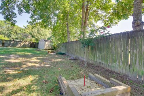 Ocean Springs Home with Fire Pit and Game Room!