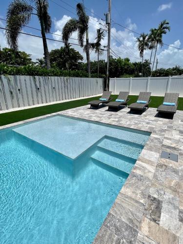 Escape to a Backyard Oasis in Fort Lauderdale, USA