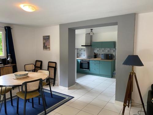 บริการและสิ่งอำนวยความสะดวก, Maison dans parc privé, sports et loisirs proche golf du Coudray Montceaux (Maison dans parc prive, sports et loisirs proche golf du Coudray Montceaux) in เลอ ซูดราย ม็องซูร์