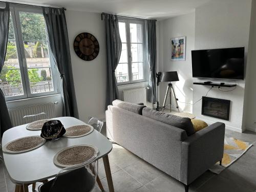 Appartement avec terrasse au Puy - Location saisonnière - Le Puy-en-Velay