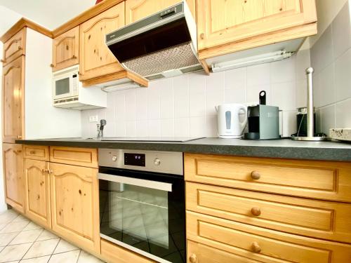 設施, Schöne Aussicht! (Schone Aussicht!) in 蘭格爾斯海姆