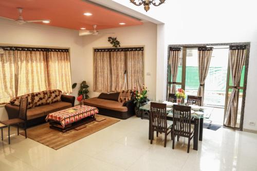 MG 4bhk villa