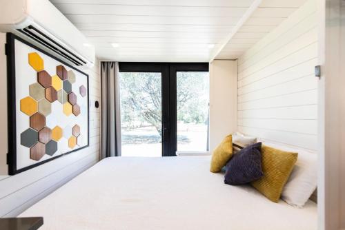 웨이코 (TX) The Honeycomb-Tiny Container Home 12 Min. to Magnolia/Baylor 3성급 싱글룸 스위트룸