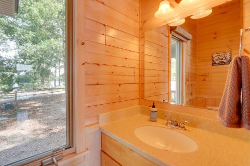 Lake Blue Ridge Vacation Rental with Hot Tub!