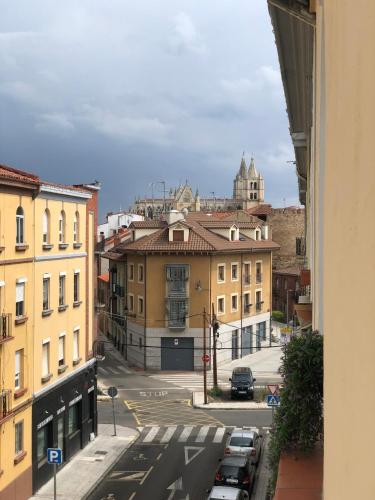Arco León, León (fotografie 3)