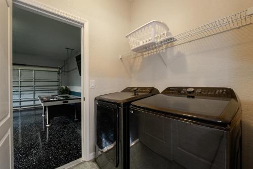 642 Summer Dream by RedAwning – Davenport, FL