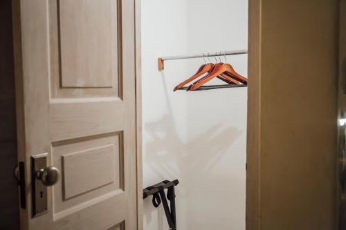 487204214 Maison du comte