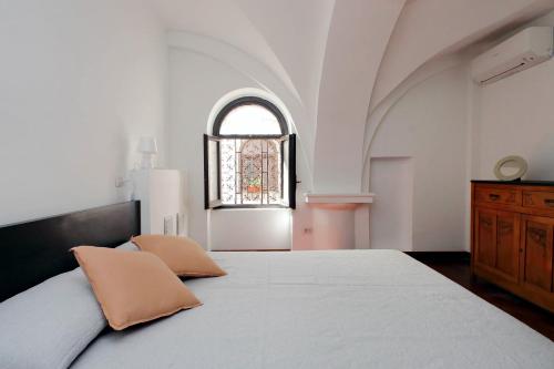 Colosseo Family Apartment Capo d'Africa AC/wifi, Rome (photo 8)