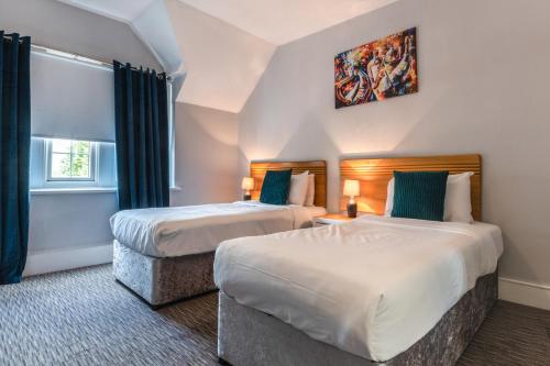 Plough Hotel - image 6