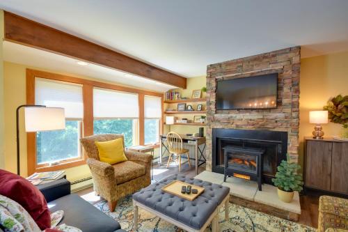 Tasteful Galena Townhome with Community Amenities in Galena, USA