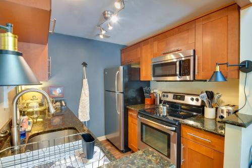 Tasteful Galena Townhome with Community Amenities in Galena, USA