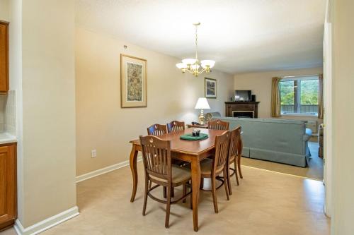Massanuttens Shenandoah Villas by TripForth in McGaheysville, USA
