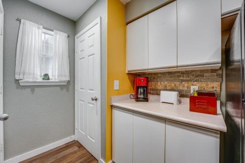 Branson Condo Ideally Located 3 Miles to Downtown! - image 12