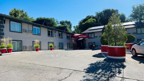 Adventure Inn - Glenwood Springs Adventure Inn - Glenwood Springs