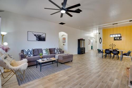 14 Mi to Dtwn Tucson Escape with Patio!