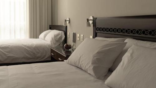 LIMA HOST, Lima