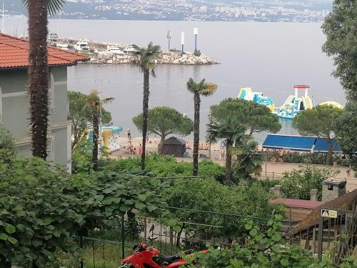 NEW Apartman Ziganto Z near the beach with terrace - Apartment - Ičići