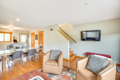 Mountain Village Home Steps to Ski Lift and Shuttle! - image 4