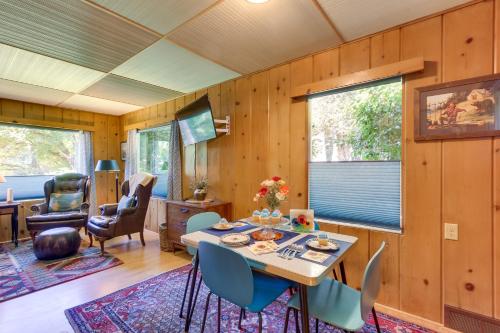 Peaceful & Scenic Cottage Near McKenzie River! in Vida (OR)