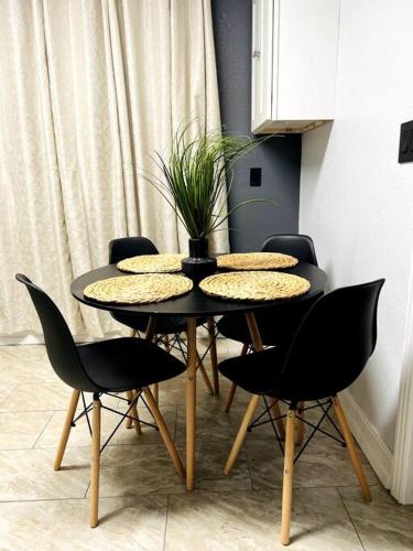 3bdrm home near Orlando Fairground, Downtown & Universal in Orlando West