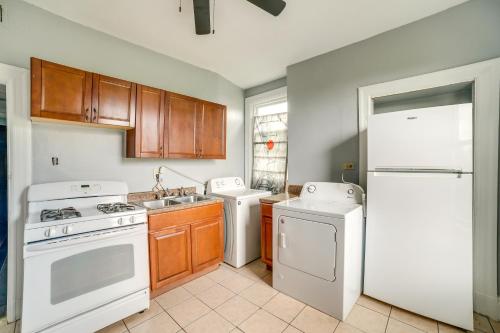 Pittsburgh Vacation Rental about 6 Mi to Downtown! in Ross Township