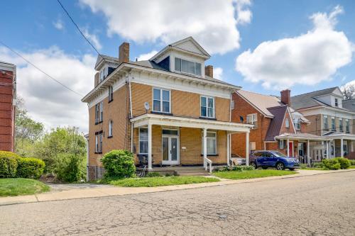 Pittsburgh Vacation Rental about 6 Mi to Downtown! in Ross Township