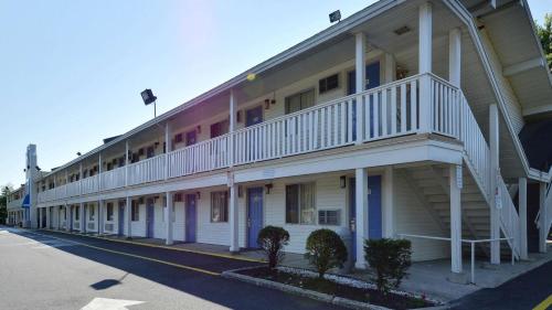 Motel 6-Nashua, NH