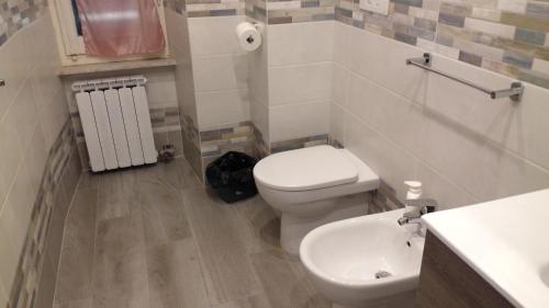 Double Room image 9