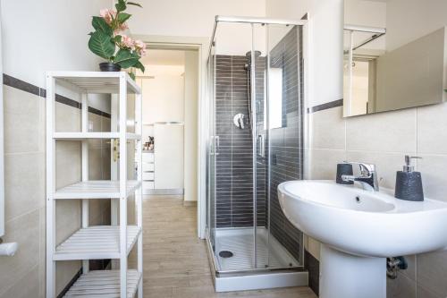 Urban Retreat -private parking+terrace, Rzym (zdjęcie 5)