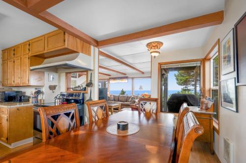 Whale Vista - image 18