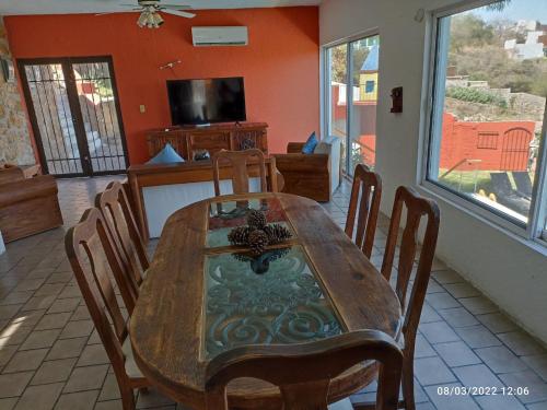 Casa Peña teques in Tequesquitengo, Mexico
