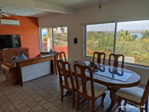 Casa Peña teques in Tequesquitengo, Mexico