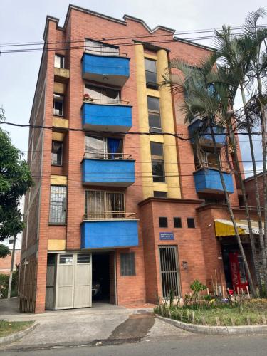 Full Apartamento en Medellin Itagui Centro de la moda Mayorista Poblado