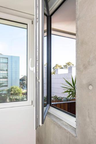 Luxe Eco Suite in Australia's Greenest Building - image 14