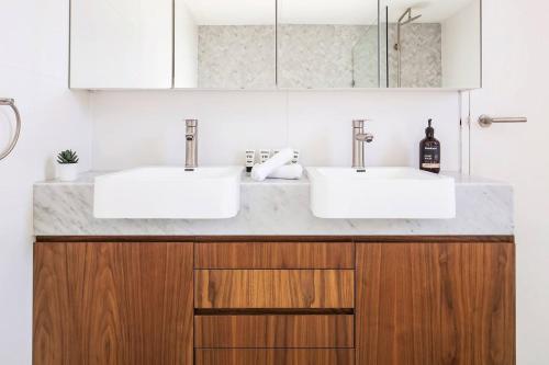 Luxe Eco Suite in Australia's Greenest Building - image 11